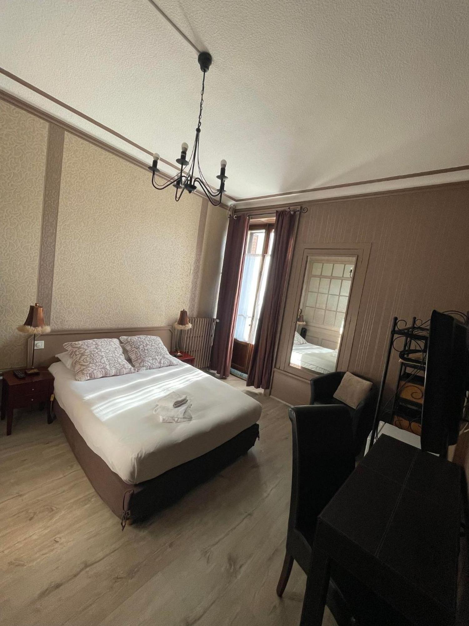 Authentic By Balladins, Hotel Le Carre D'Aix Hotel