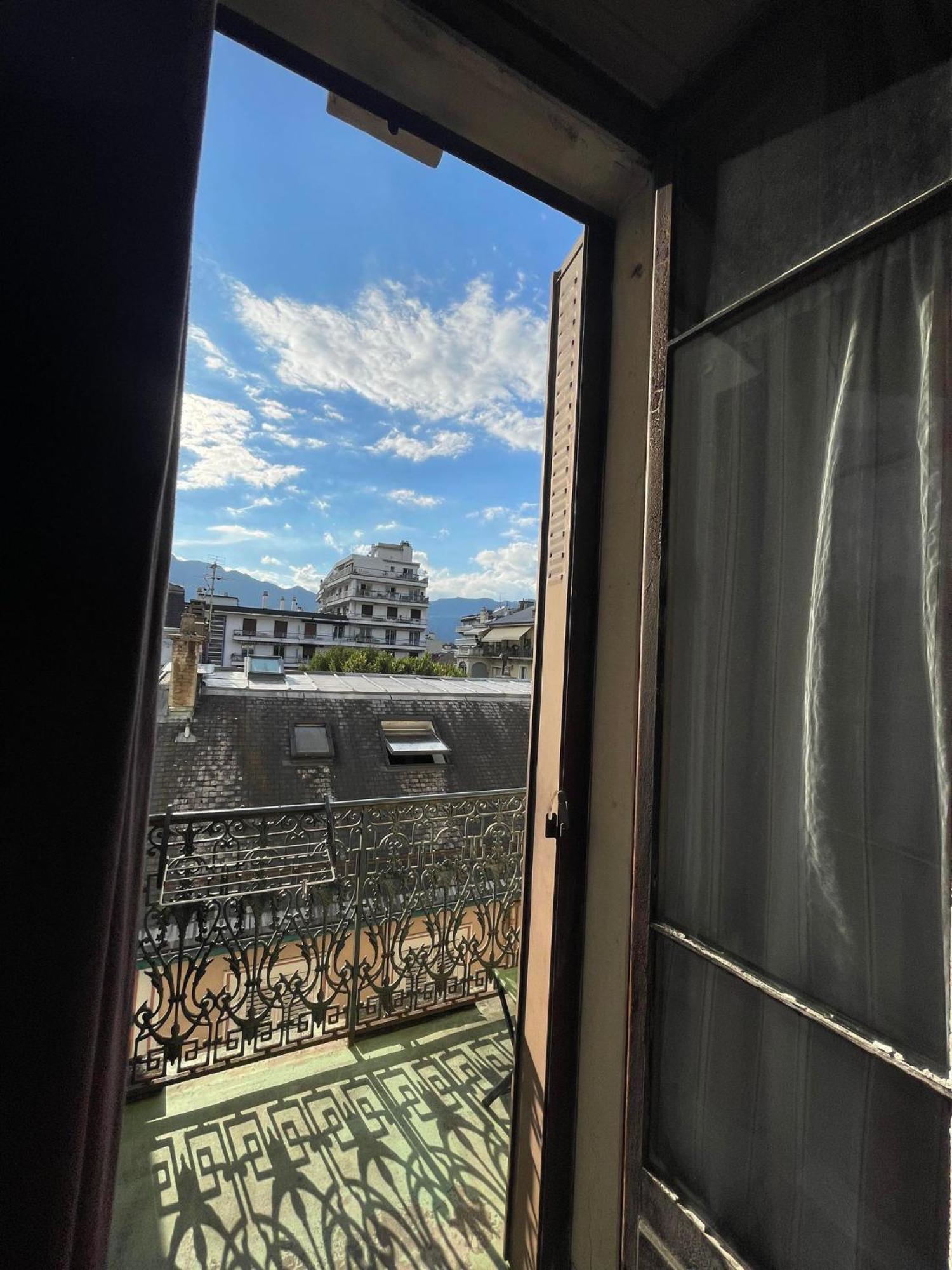 Authentic By Balladins, Hotel Le Carre D'Aix Hotel