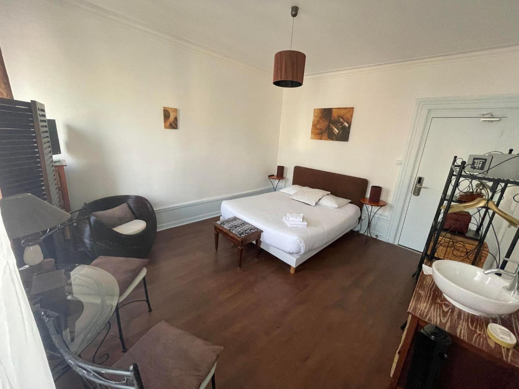 Hotel Authentic By Balladins, Hotel Le Carre D'Aix