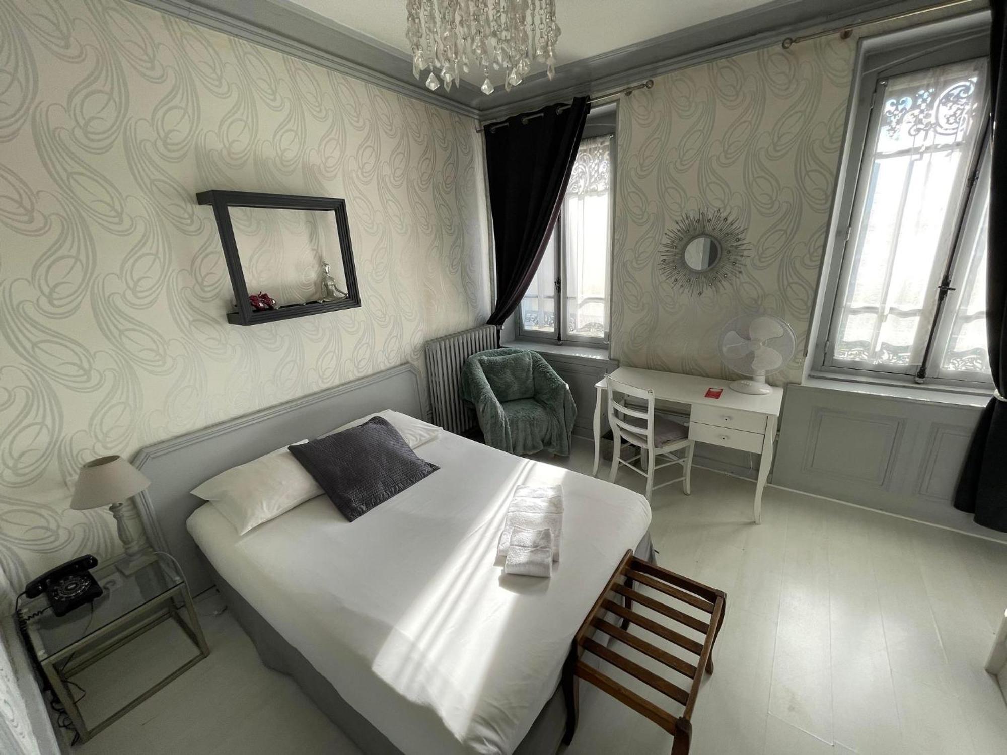 Authentic By Balladins, Hotel Le Carre D'Aix Hotel