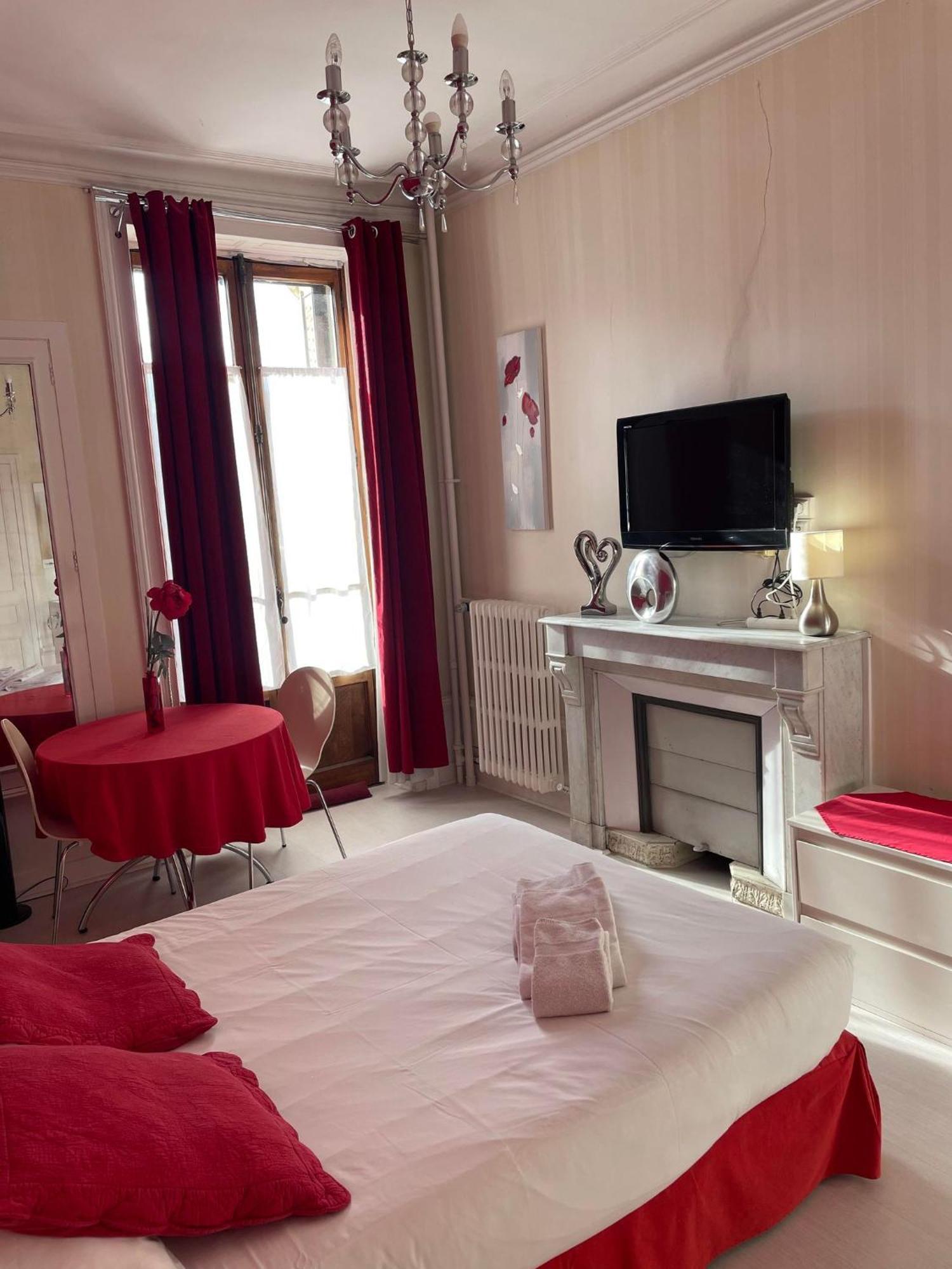Authentic By Balladins, Hotel Le Carre D'Aix Hotel