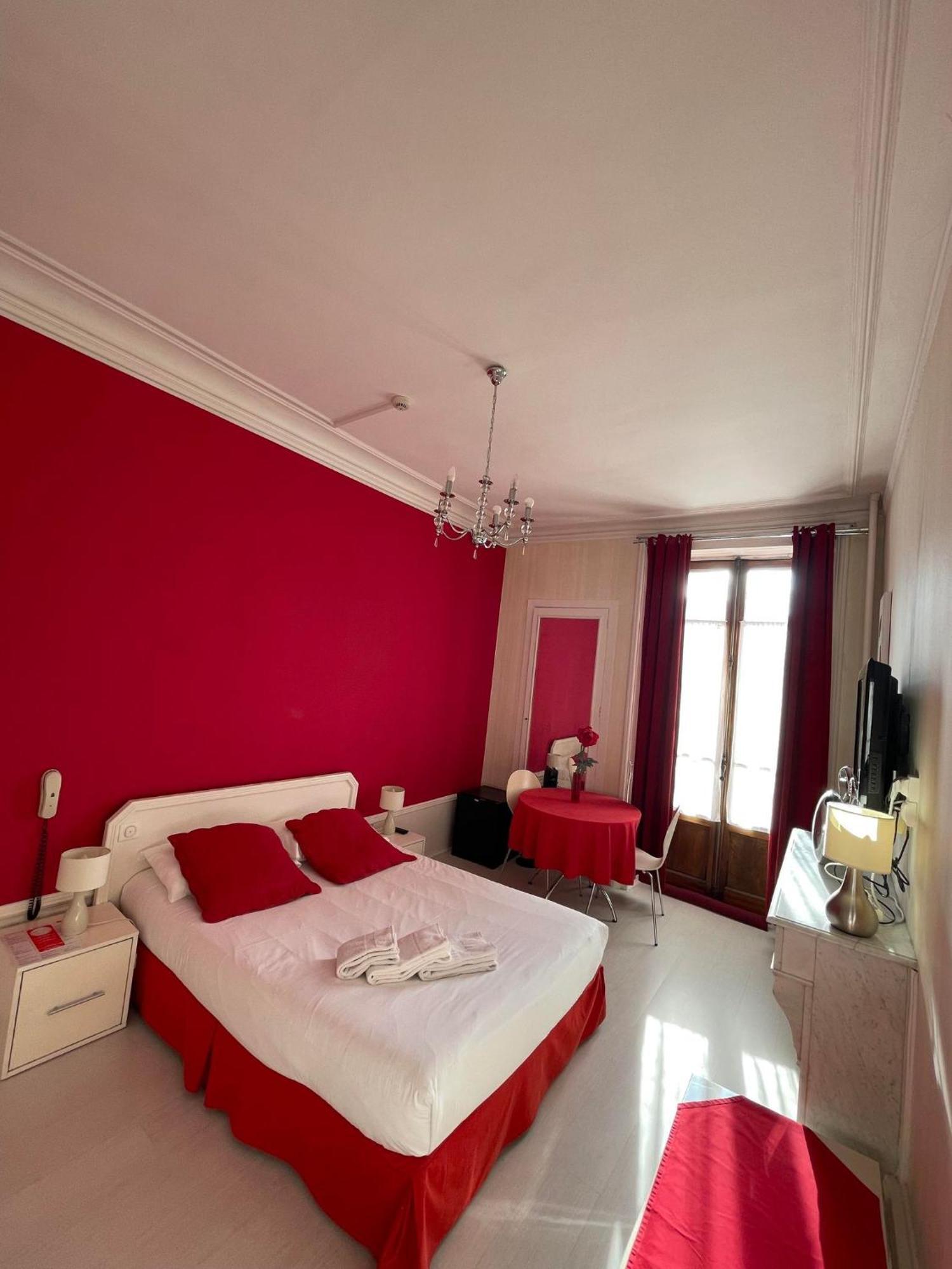 Authentic By Balladins, Hotel Le Carre D'Aix Hotel