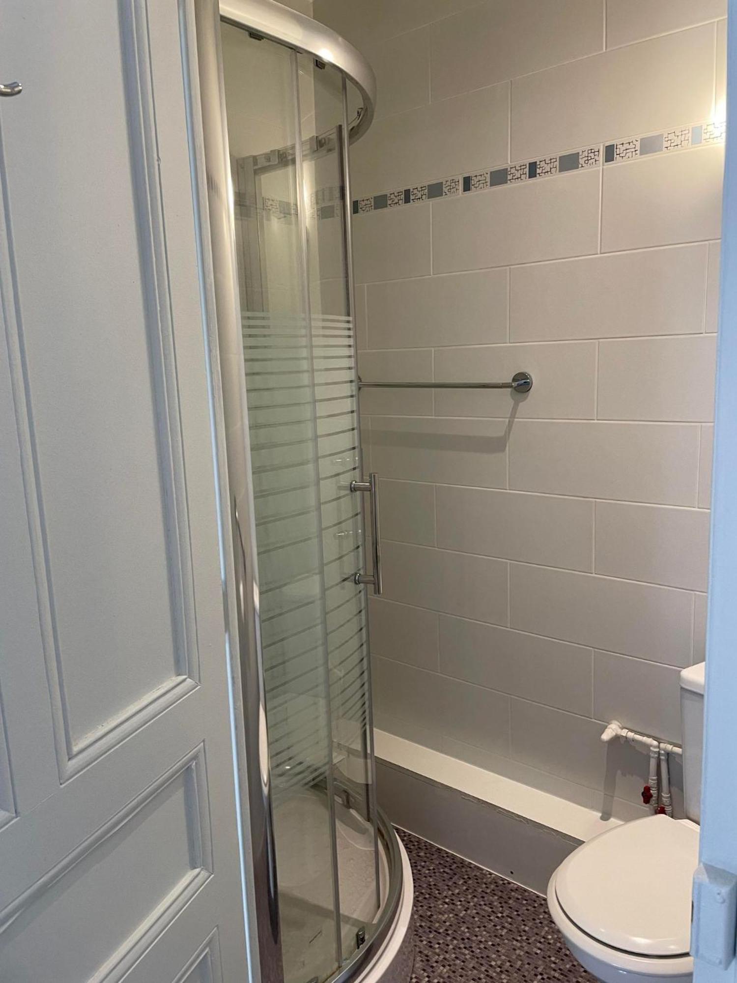 Authentic By Balladins, Hotel Le Carre D'Aix