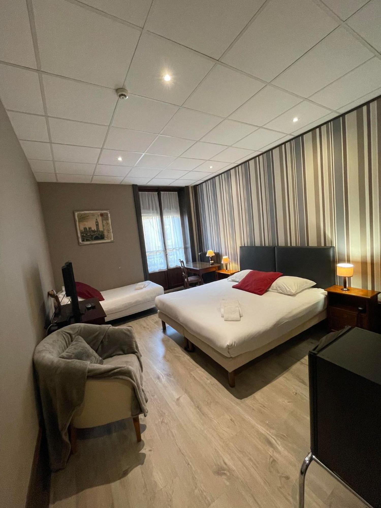 Hotel Authentic By Balladins, Hotel Le Carre D'Aix 2*